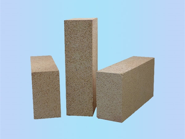 Construction method of refractory insulation materi...