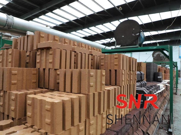 Five steps to make refractory bricks...